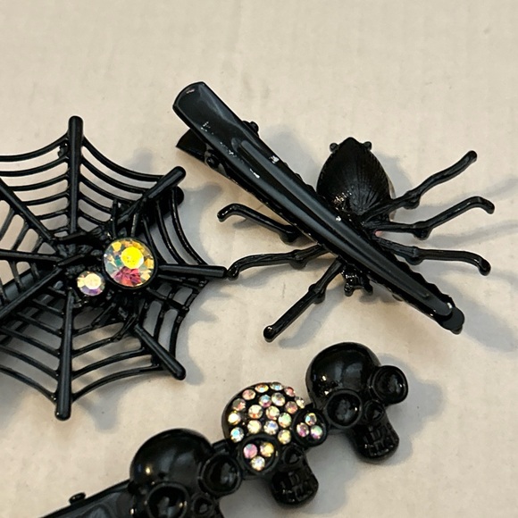 Skulls & Spider Hair Accessory Clip Black W/Red Rhinestones Emo Goth Set Of 3 - Picture 9 of 9